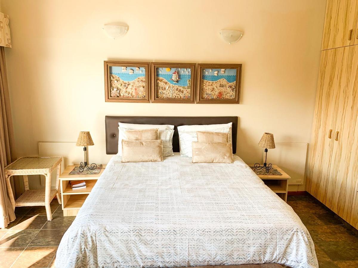 Marina Martinique B&B 제프리스 베이 외부 사진