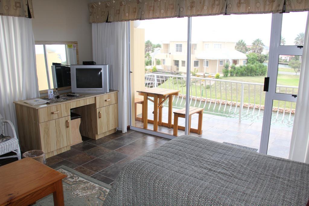 Marina Martinique B&B 제프리스 베이 객실 사진